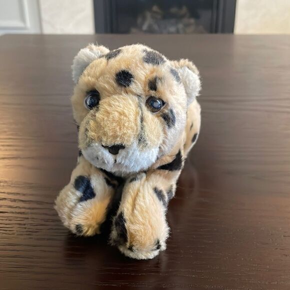 Gund Telus Leopard Cat Plush and Beans 4" tall x 7.5" L cheetah Leopard - Picture 2 of 6